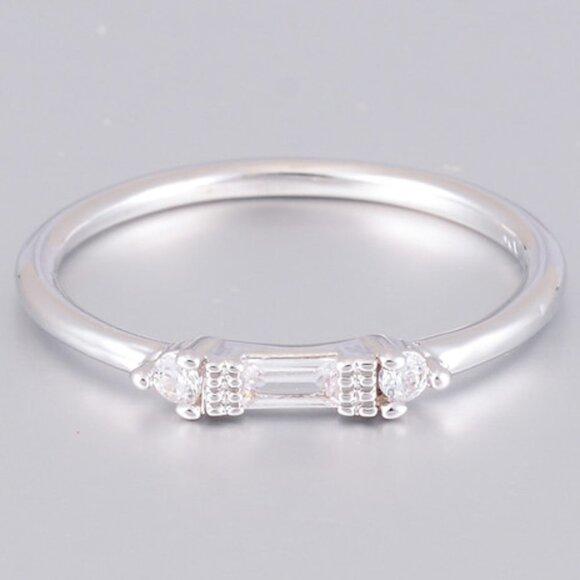 🍁 Silver White Chic Rectangle Round Gems Dainty Ring for Women, VIP179 - Picture 1 of 4